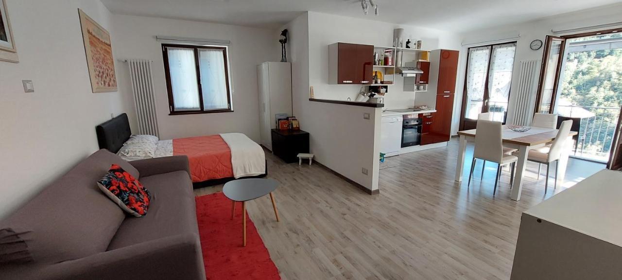 Iris Home Camblione Exterior foto